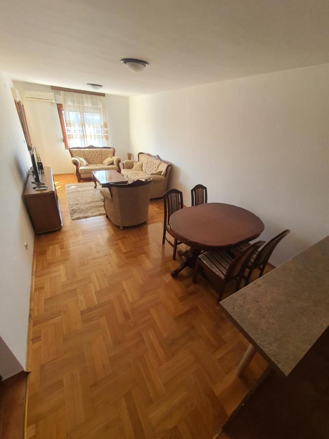 Oksana Apartment Podgorica Ngoại thất bức ảnh