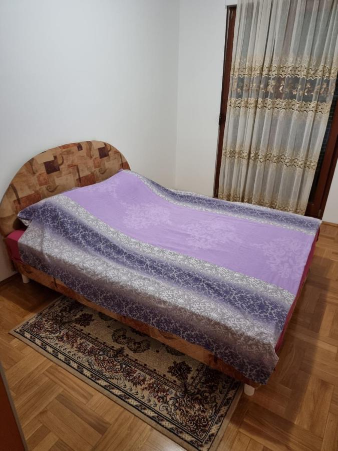 Oksana Apartment Podgorica Ngoại thất bức ảnh