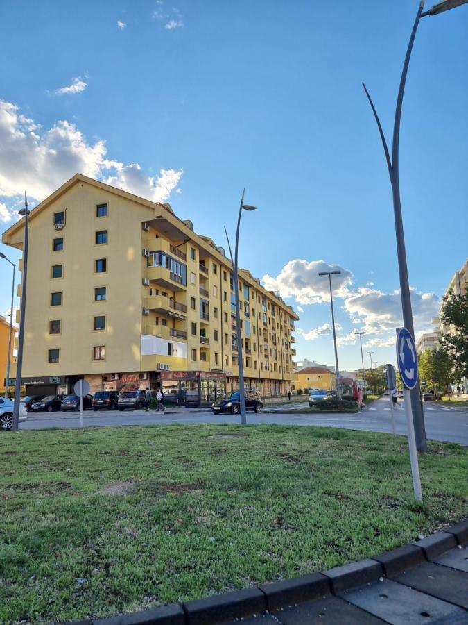 Oksana Apartment Podgorica Ngoại thất bức ảnh